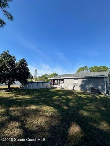 1098 Falconer Street NW, Palm Bay, FL 32907