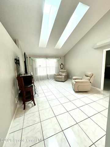 1098 Falconer Street NW, Palm Bay, FL 32907