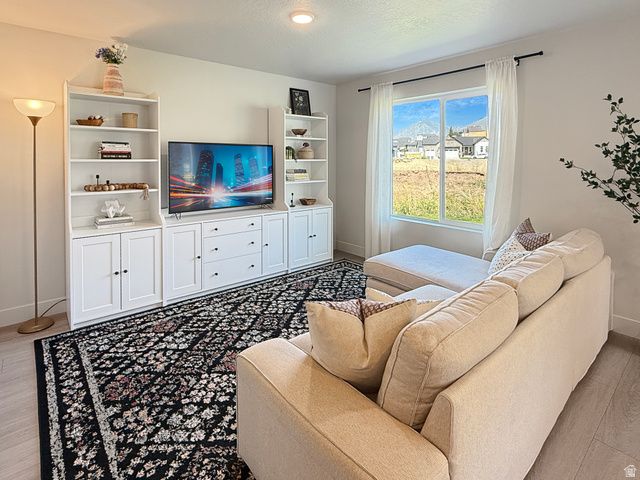 3713 S WHITE ASH DR, Mapleton, UT 84664