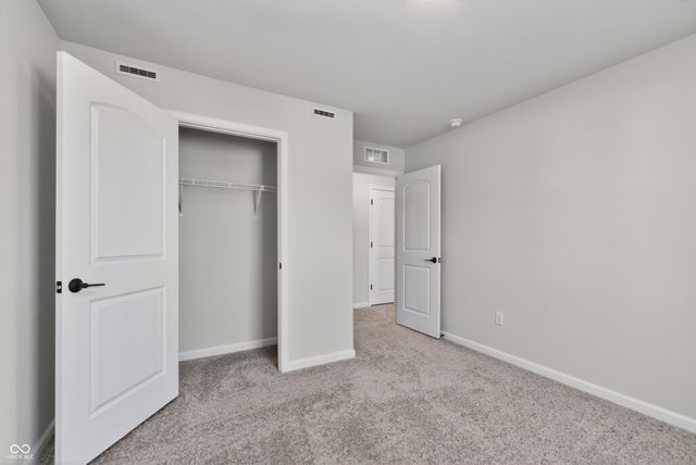 3876 Sterling Drive, Whitestown, IN 46075