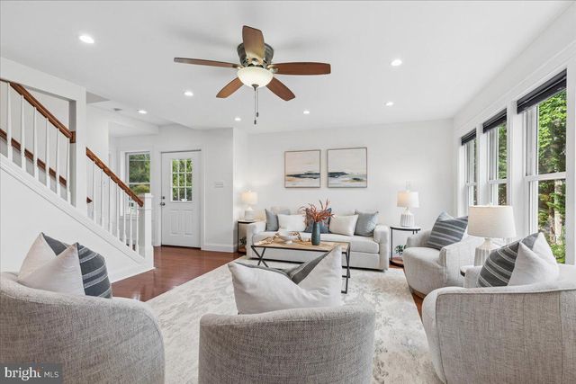448 RIVER RD, Arnold, MD 21012
