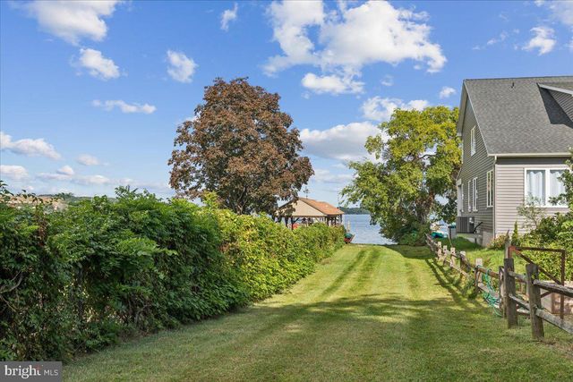 448 RIVER RD, Arnold, MD 21012