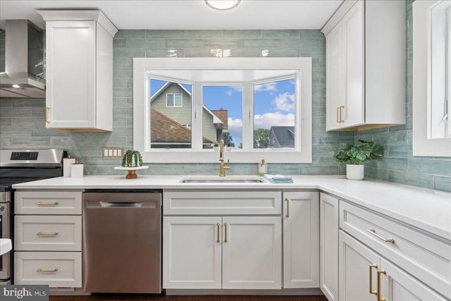 448 RIVER RD, Arnold, MD 21012