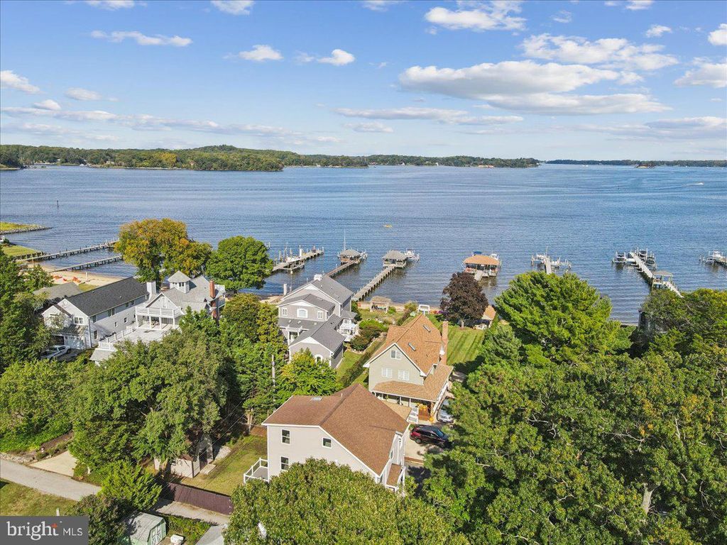 448 RIVER RD, Arnold, MD 21012