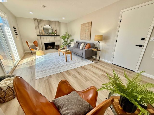 7036 Allegheny, Dublin, CA 94568