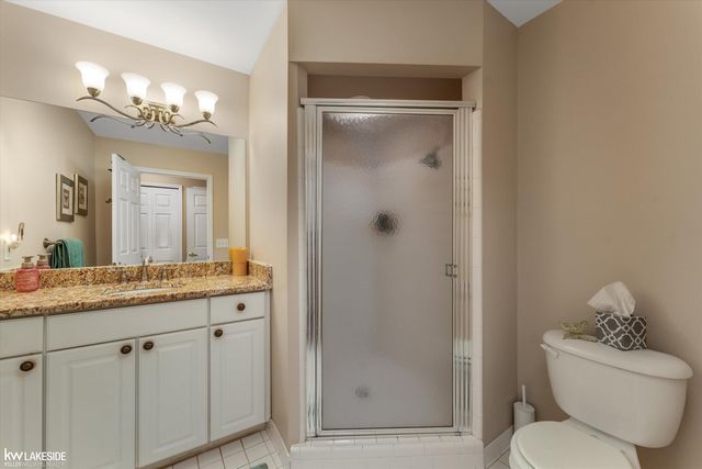 8160 Huntington Ridge Court, Washington Twp, MI 48094