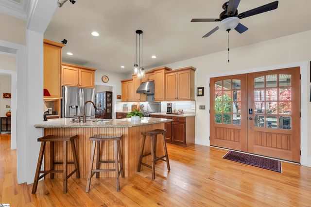 45 Verona Circle, Simpsonville, SC 29681