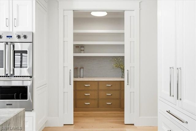 88 Eugenia DR, Naples, FL 34108