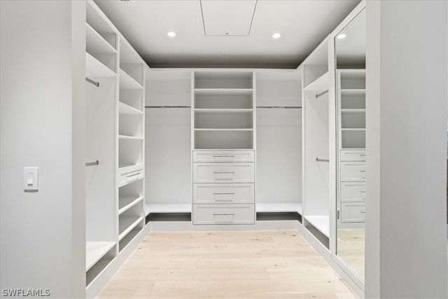 88 Eugenia DR, Naples, FL 34108