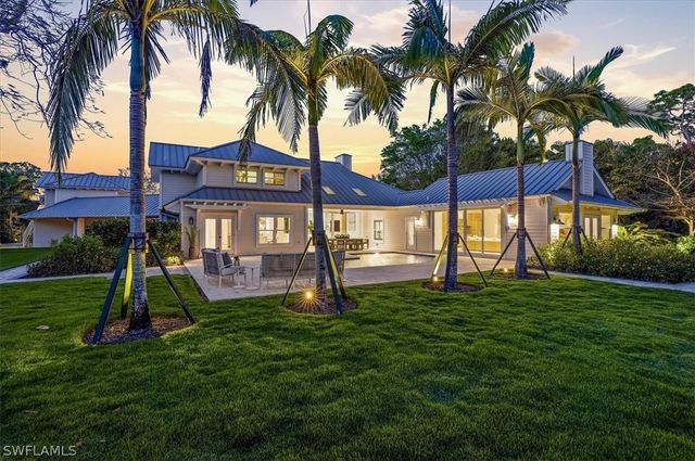 88 Eugenia DR, Naples, FL 34108