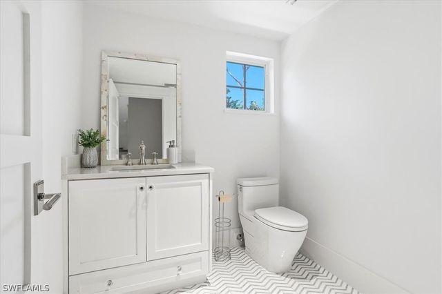 88 Eugenia DR, Naples, FL 34108