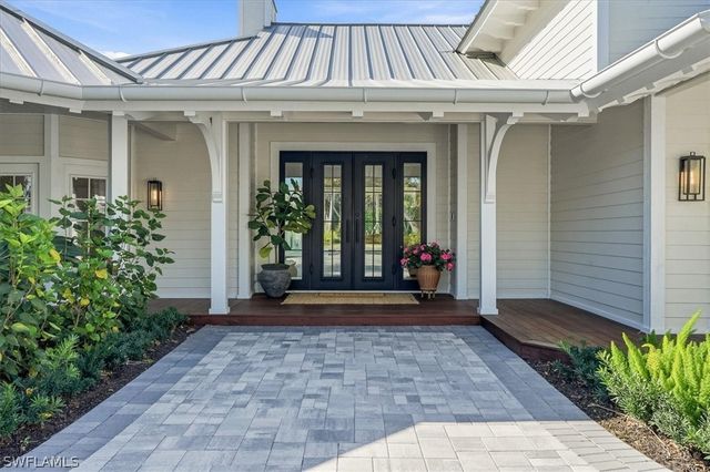 88 Eugenia DR, Naples, FL 34108