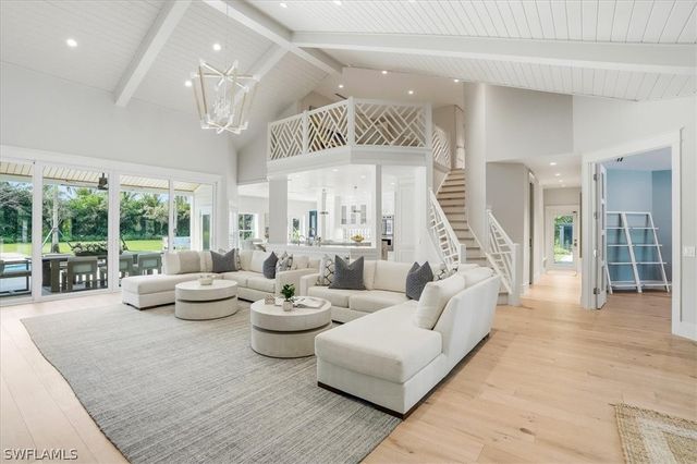 88 Eugenia DR, Naples, FL 34108