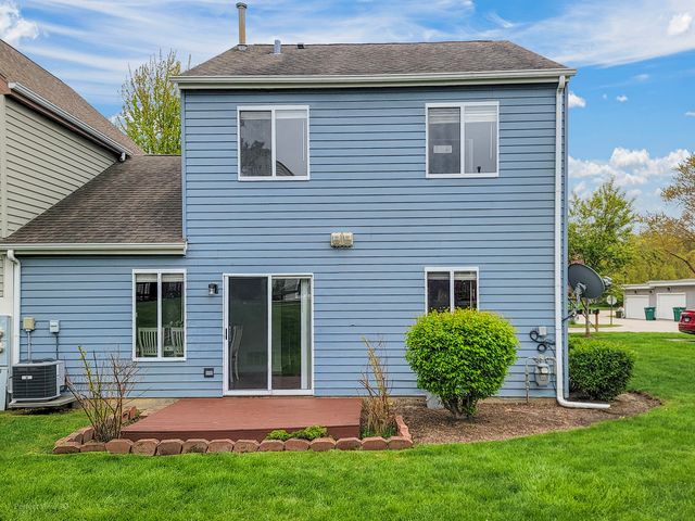 5218 Willow Court, Gurnee, IL 60031