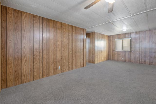 415 N Akers Street 50, Visalia, CA 93291