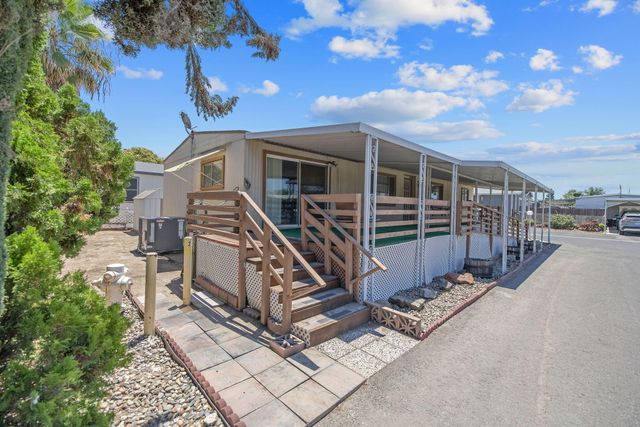 415 N Akers Street 50, Visalia, CA 93291