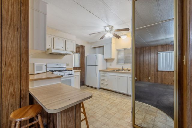 415 N Akers Street 50, Visalia, CA 93291