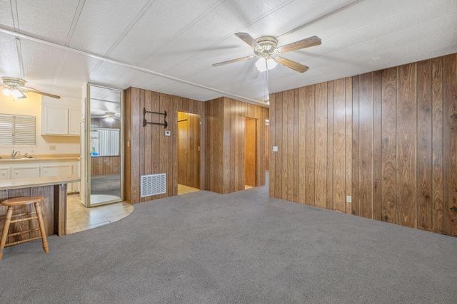 415 N Akers Street 50, Visalia, CA 93291