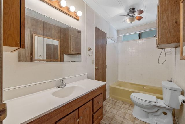 415 N Akers Street 50, Visalia, CA 93291