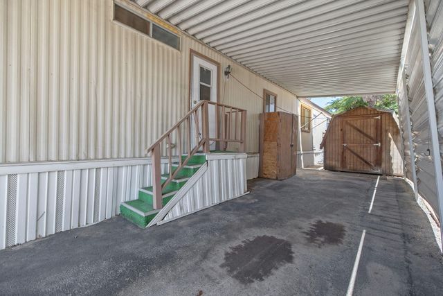 415 N Akers Street 50, Visalia, CA 93291