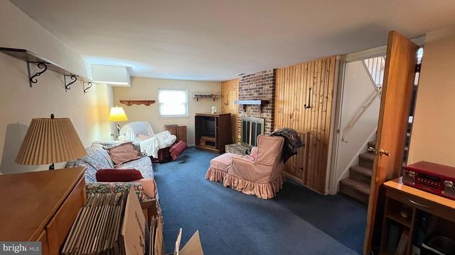 10 CEDAR HILL DR, Sicklerville, NJ 08081