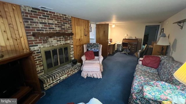 10 CEDAR HILL DR, Sicklerville, NJ 08081