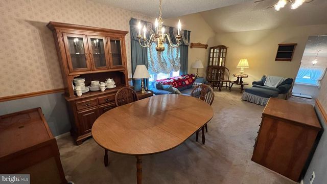 10 CEDAR HILL DR, Sicklerville, NJ 08081