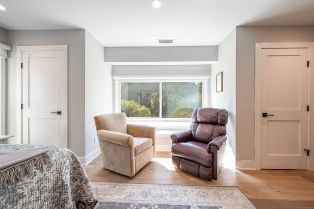 977 Heritage Village B, Southbury, CT 06488