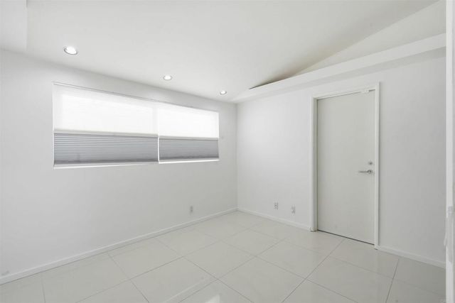5628 Linda Rosa, La Jolla, CA 92037