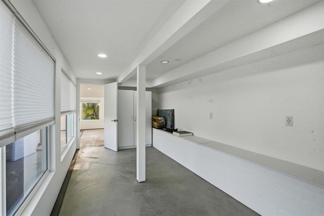 5628 Linda Rosa, La Jolla, CA 92037