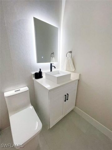 687 23rd ST SW, Naples, FL 34117