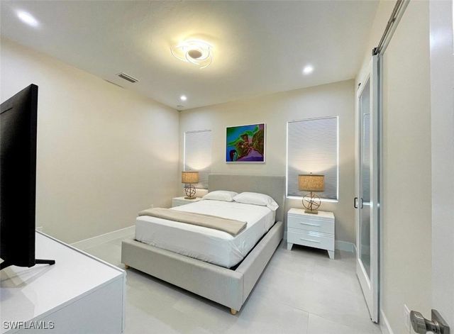 687 23rd ST SW, Naples, FL 34117