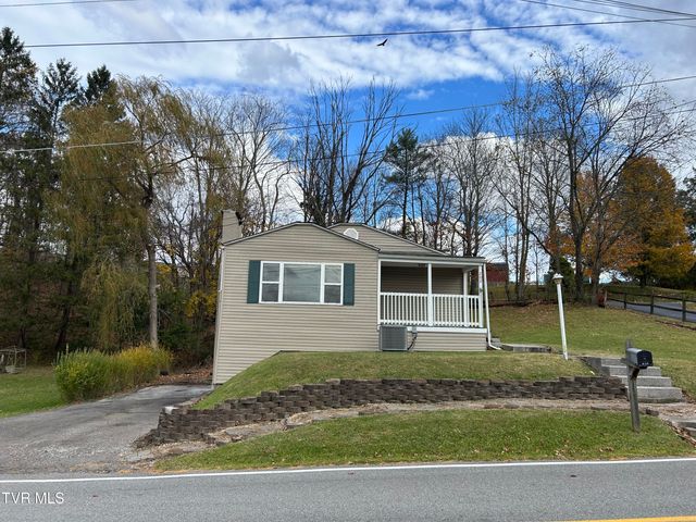 202 Northeast Railroad Avenue, Wise, VA 24293