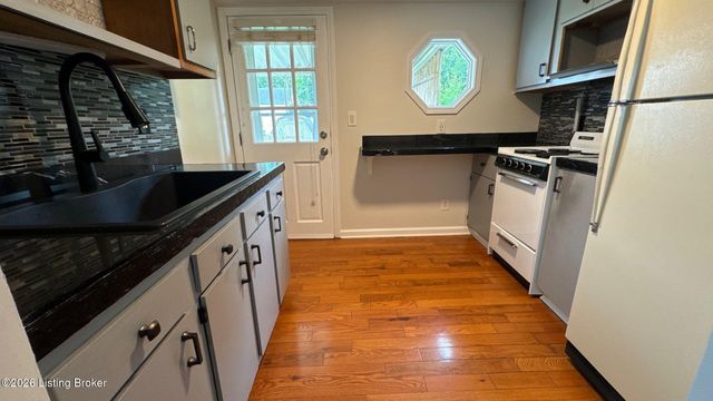 204 E Florence Ave, Louisville, KY 40209