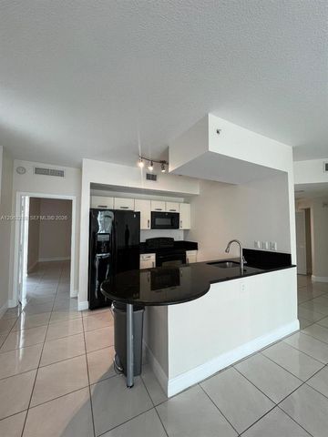 7275 SW 90th Way 312, Miami, FL 33156