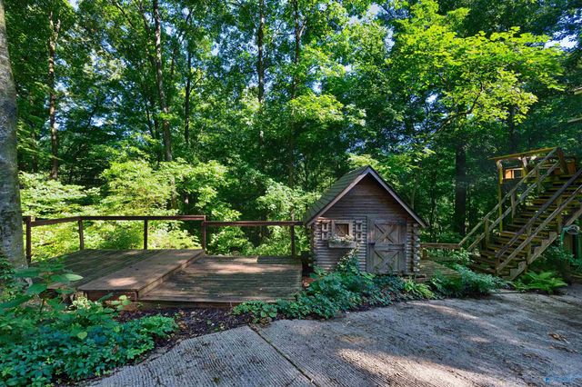 286 Springhill Road, Huntsville, AL 35806