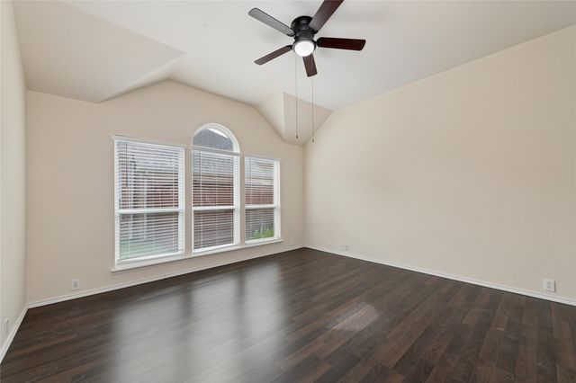 207 Meredith Court, Irving, TX 75063