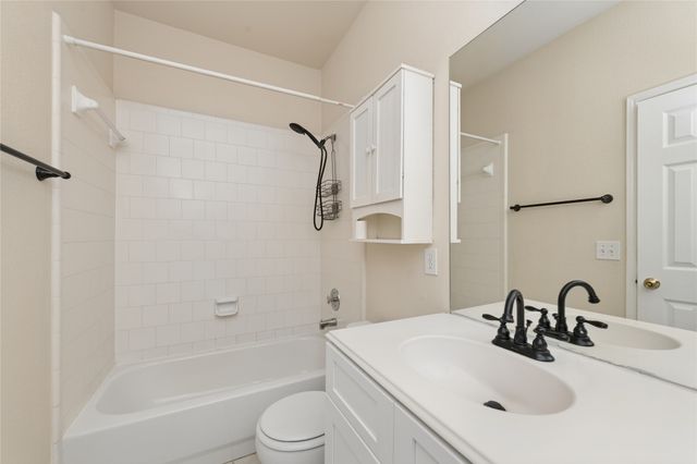 207 Meredith Court, Irving, TX 75063