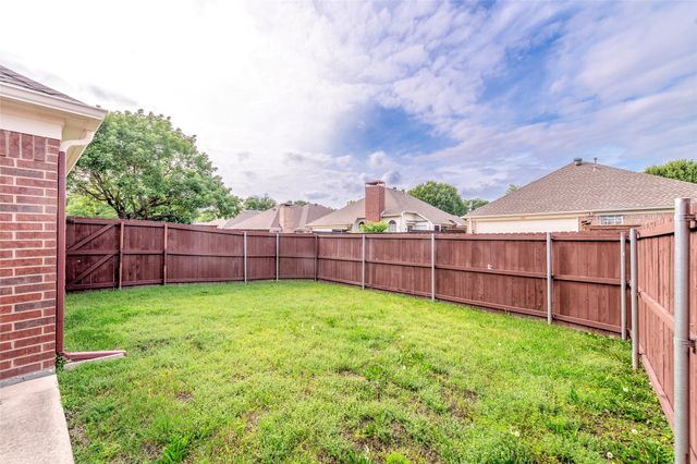 207 Meredith Court, Irving, TX 75063