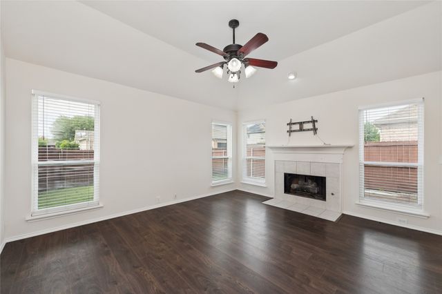 207 Meredith Court, Irving, TX 75063