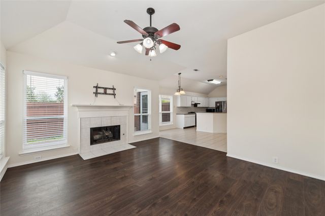 207 Meredith Court, Irving, TX 75063