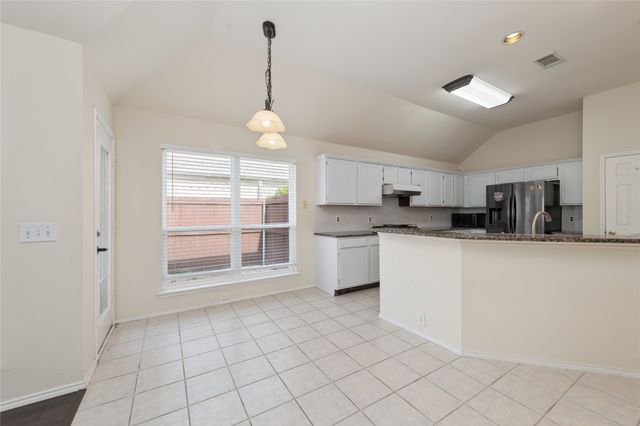 207 Meredith Court, Irving, TX 75063