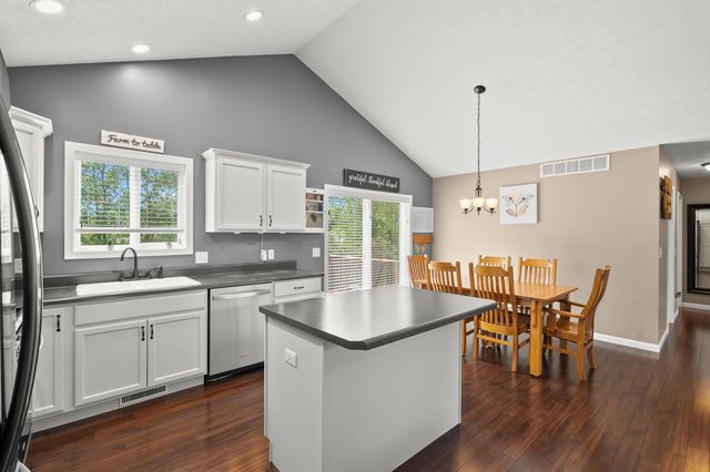 25427 Chaty Lane, Pine Grove Twp, MI 49055