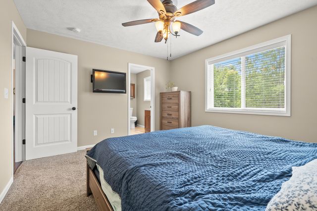 25427 Chaty Lane, Pine Grove Twp, MI 49055
