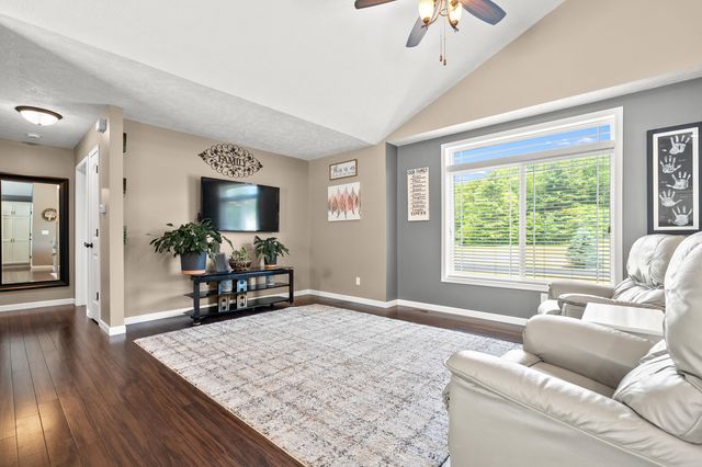 25427 Chaty Lane, Pine Grove Twp, MI 49055