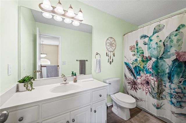 1700 Debrah Drive, Kearney, MO 64060