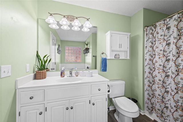 1700 Debrah Drive, Kearney, MO 64060