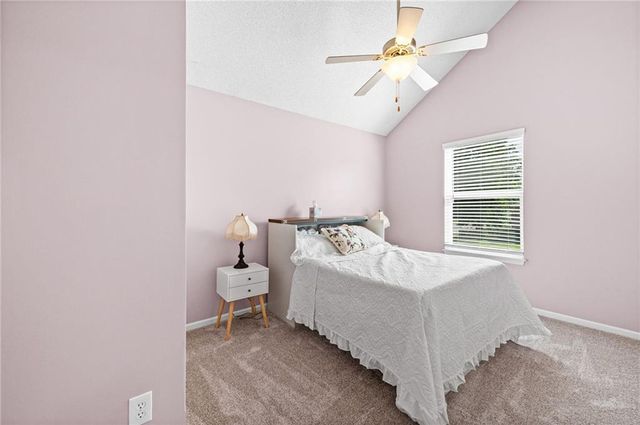 1700 Debrah Drive, Kearney, MO 64060