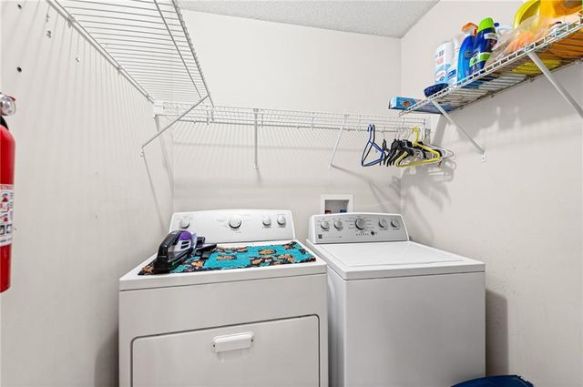 1700 Debrah Drive, Kearney, MO 64060