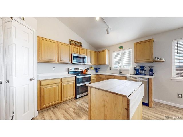 5361 S Ukraine Way, Aurora, CO 80015